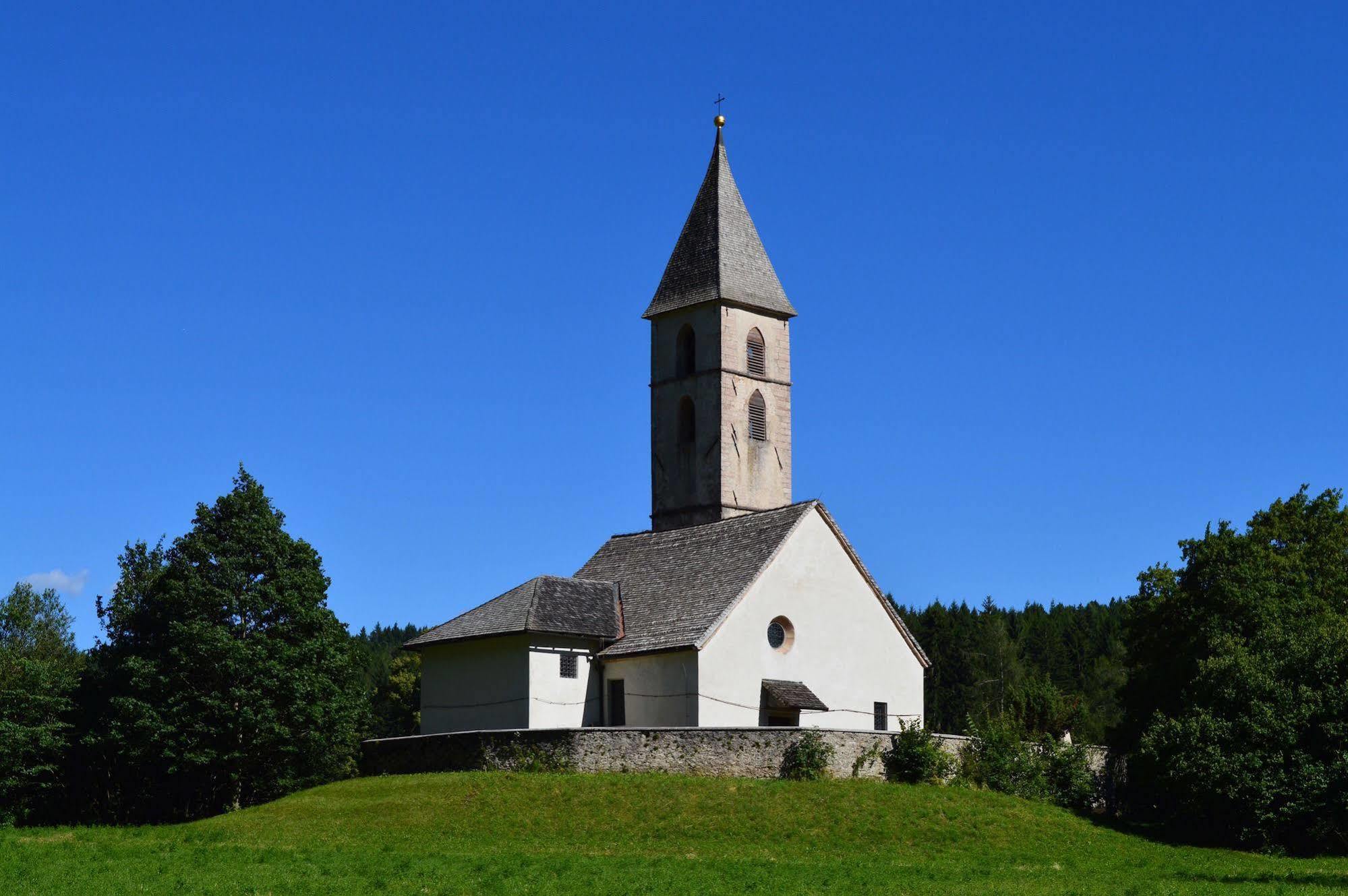 Hotel Zur Kirche Margreid an der Weinstraße Exterior foto